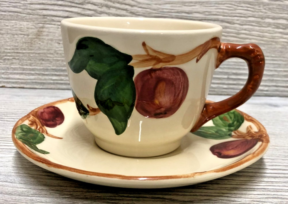 Franciscan Apple (13) Cups & (15) Saucers