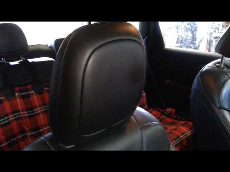CHEROKEE  2017 Headrest 361019