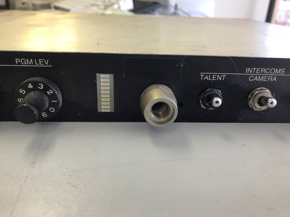 Intercom Cue Selector
