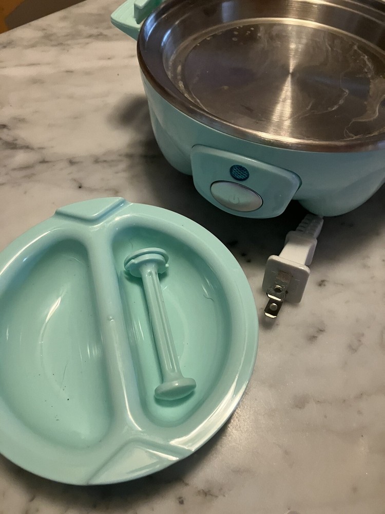 Dash 3-in-1 Everyday 7-Egg Cooker with Omelet Maker