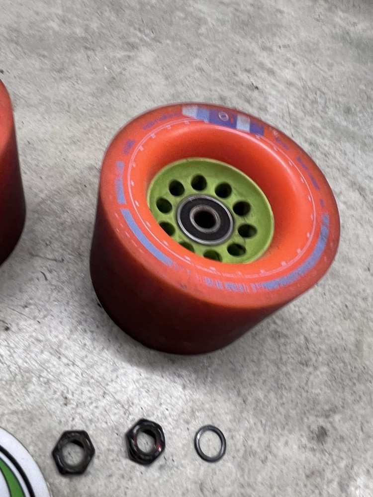 Boosted Board V2 Orangatang Wheels
