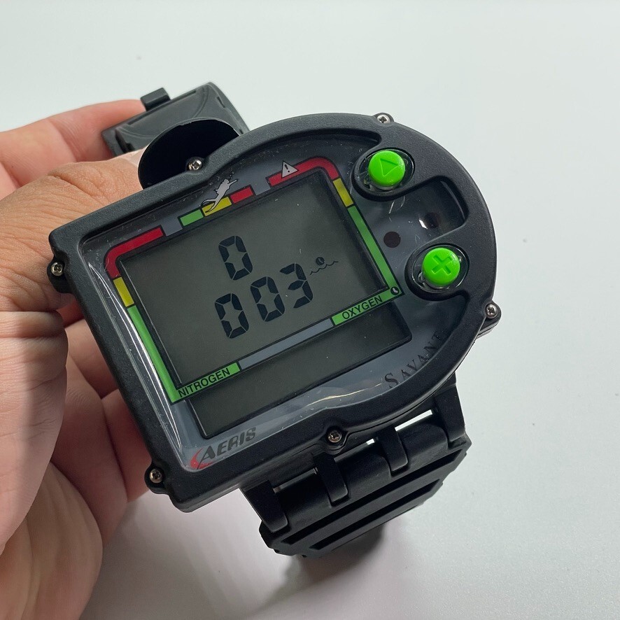 AERIS Savant Wrist Air/Nitrox Scuba Dive Computer Fully Tested