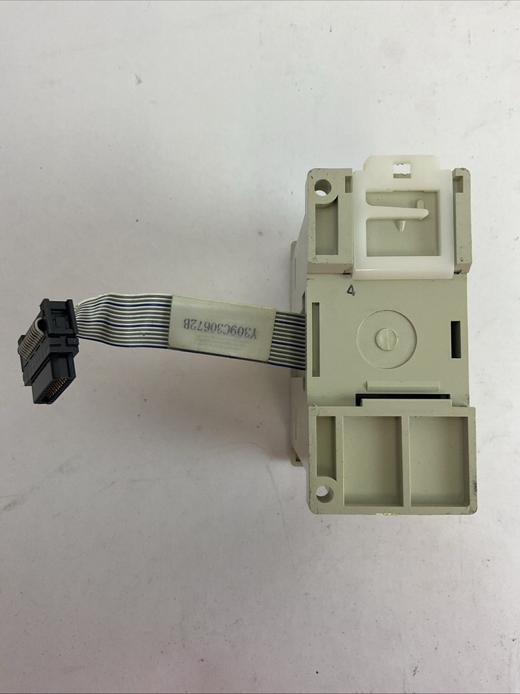 MITSUBISHI FX2N-8ER PROGRAMMABLE CONTROLLER OUT 30VDC 250VAC 2A IN 24VDC .5mA