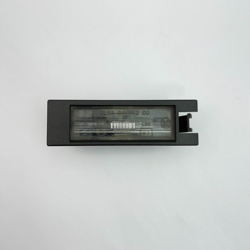 GM License Plate Lamp Assembly - 13251936