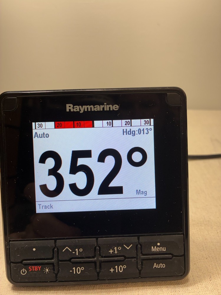 Raymarine X30 Smart Pilot Autopilot Course Computer E12199 Tested/Warranty!