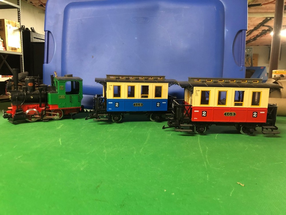 # 21401 LGB Passenger Train Set