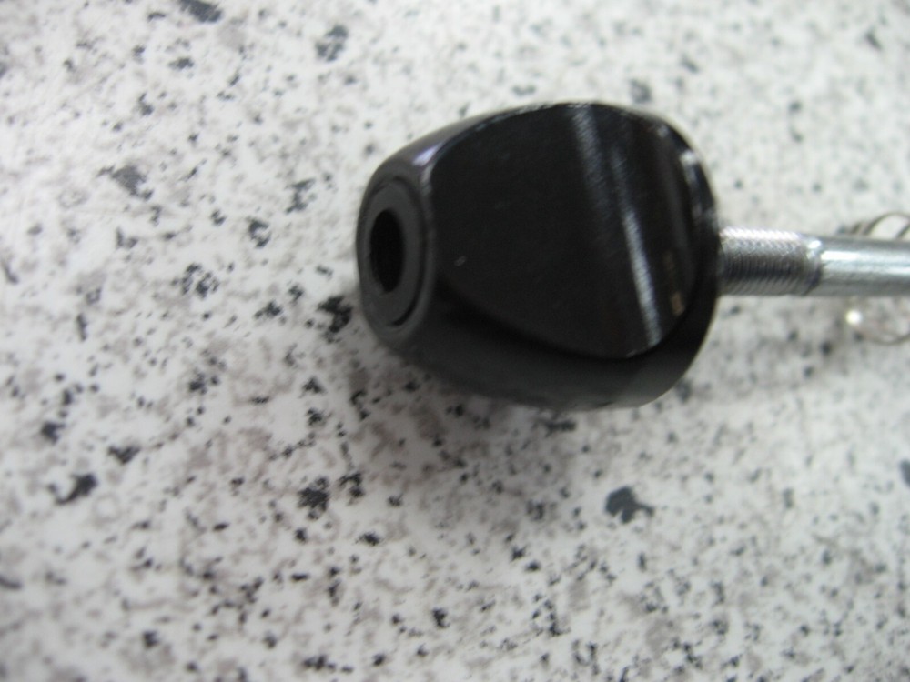 Techlite road rear wheel skewer quick release