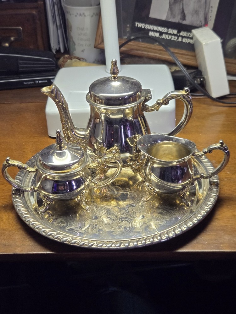 Vintage: Miniature 4 Piece Footed Tea Set
