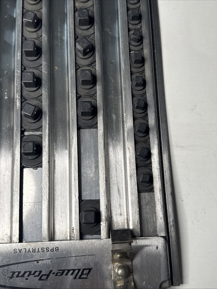 BLUE POINT 20" Combination Drive Size Lock-A-Socket Tray - BPSSTRYLAS