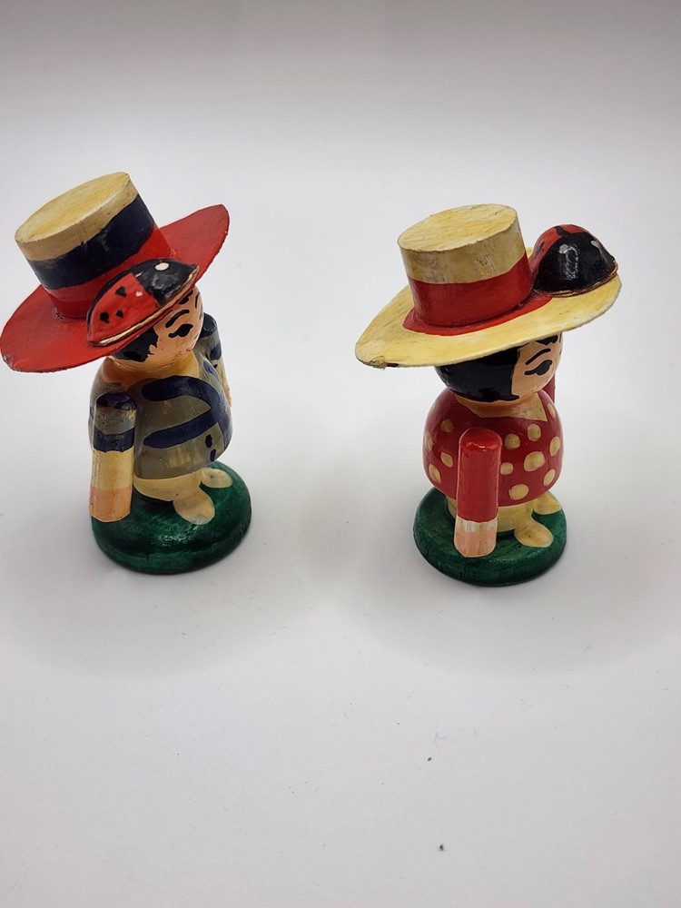 Wooden Ladybug Hat Figurine set, Novelty, Multicolor