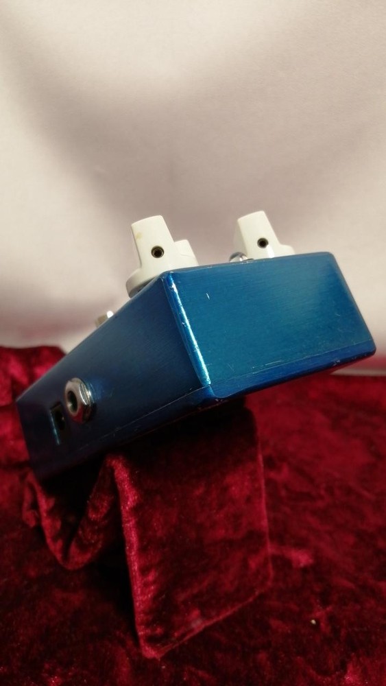 Mad Professor Electric Blue Chorus Effector