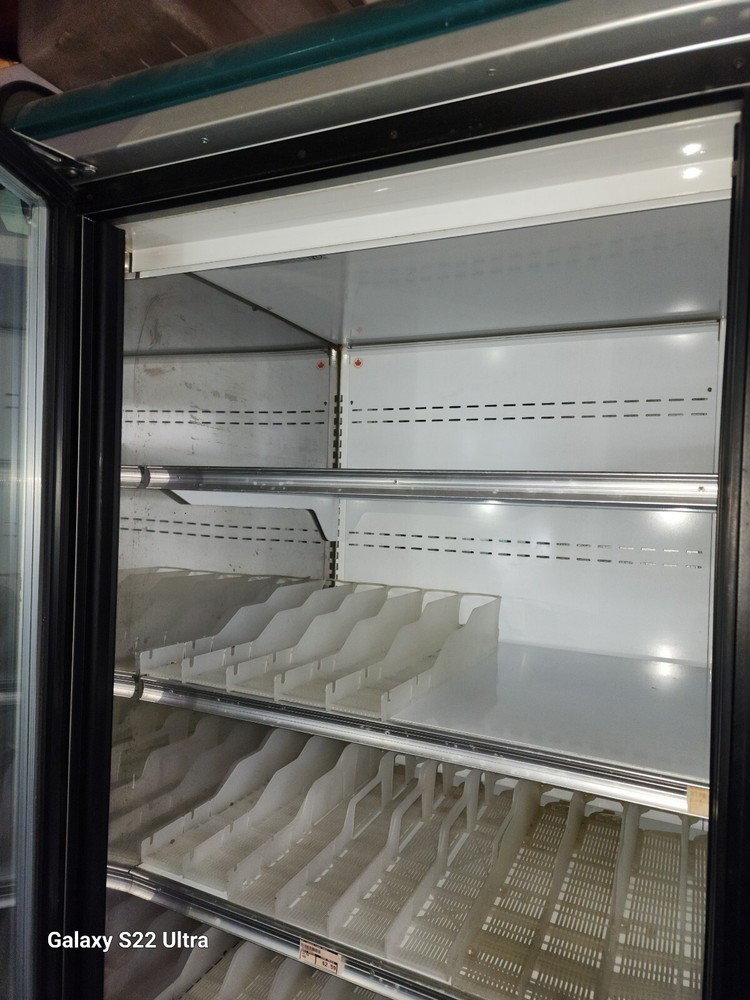 5 GLASS. DOOR FREEZER