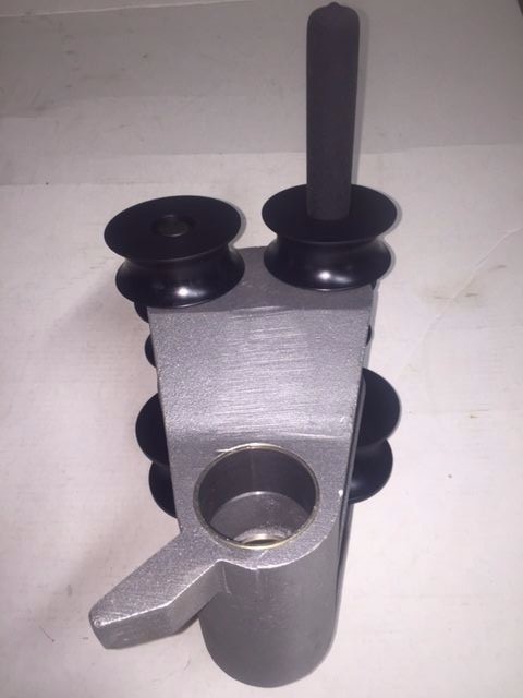 GB CYCLONE B-2000 CONDUIT GARDNER BENDER REPLACEMENT ROLLER CARRIAGE & ROLLERS