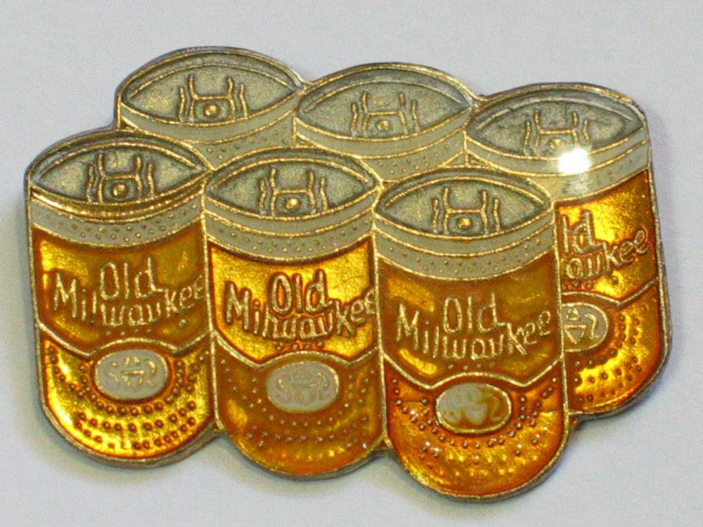 Old Milwaukee Beer 6-Pack Vintage Beer Pin