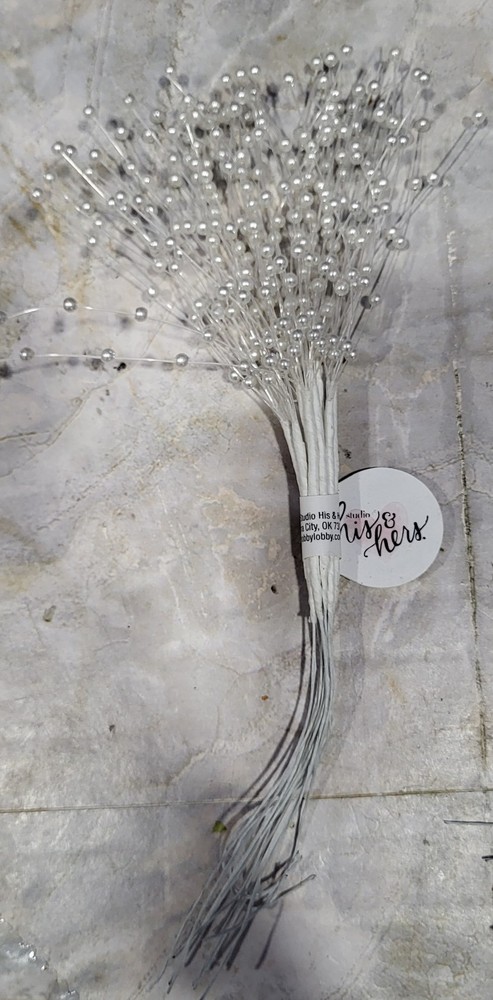 Pearl Sticks 15 per pack White