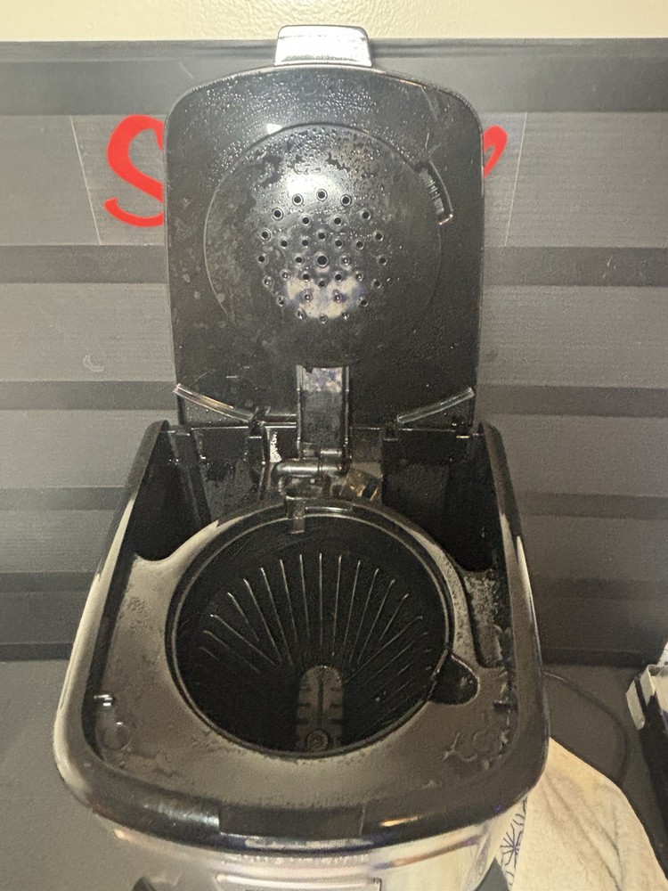 Cuisinart PerfecTemp 14-Cup Programmable Coffee Maker DCC-3200