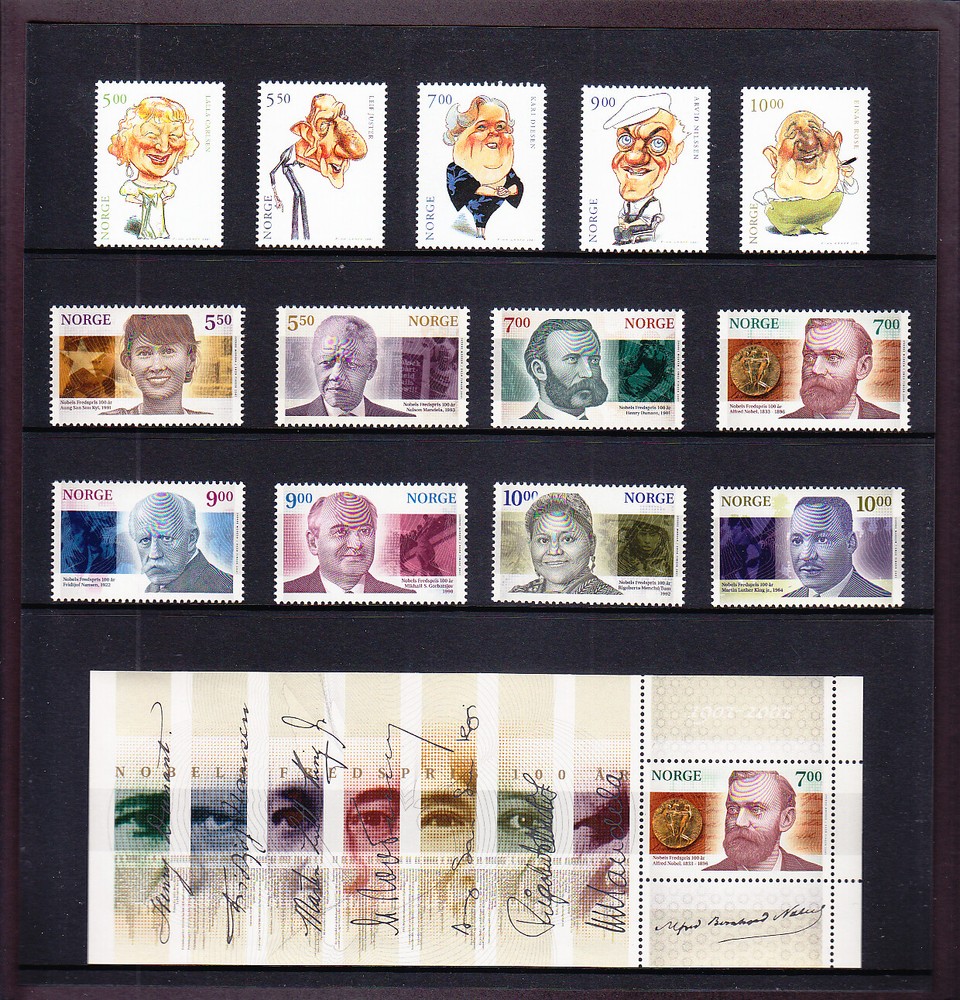 NORWAY YEARPACK 2001 MNH. Catalog value about $77.80