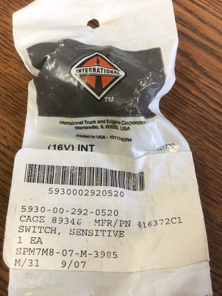 International Navistar Reverse Switch 416372C1