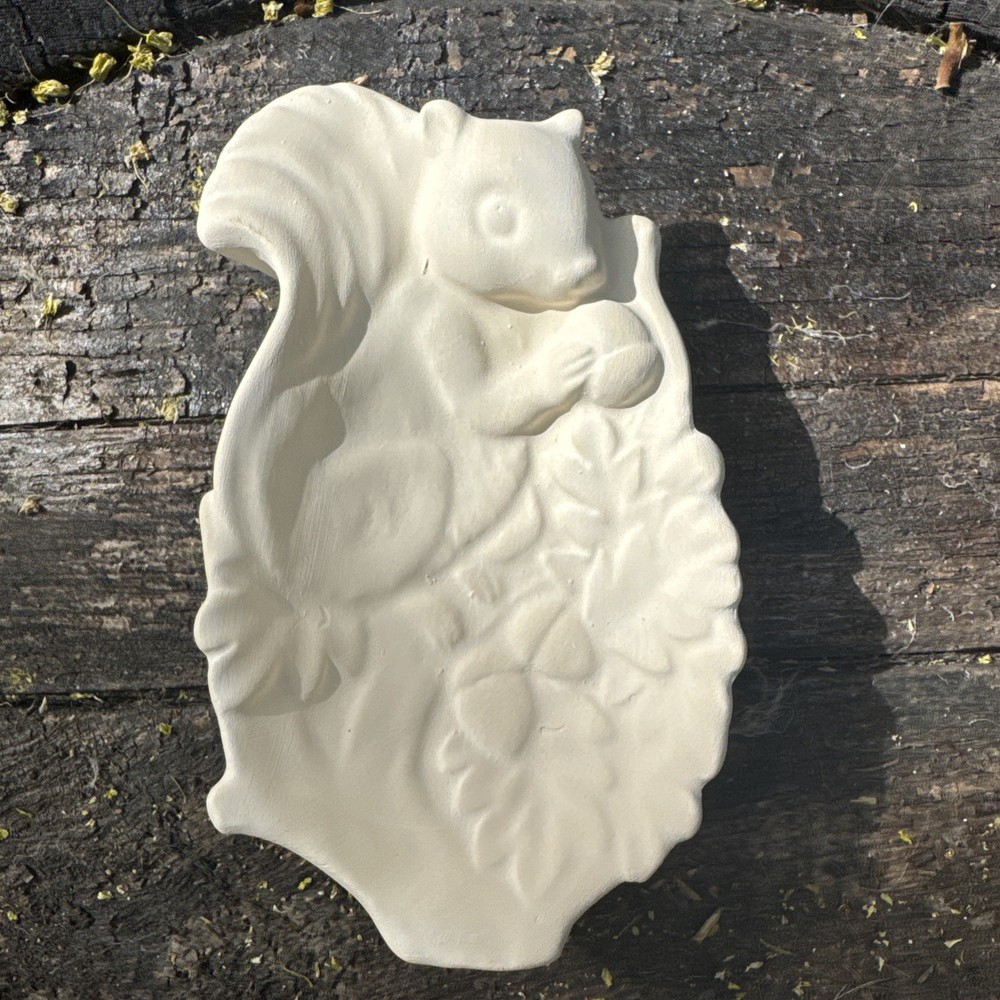 Vintage Squirrel Spoon Rest (bisque)