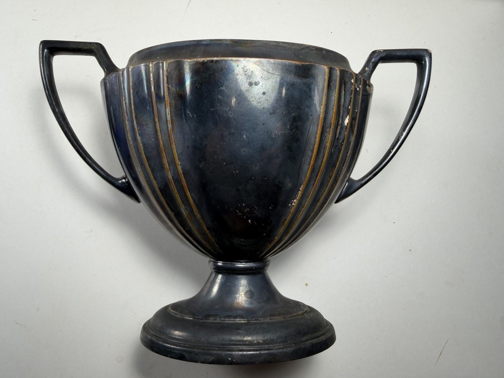 GM Co EP Silver Trophy w/ Initial "M" or "W" on front - 320g