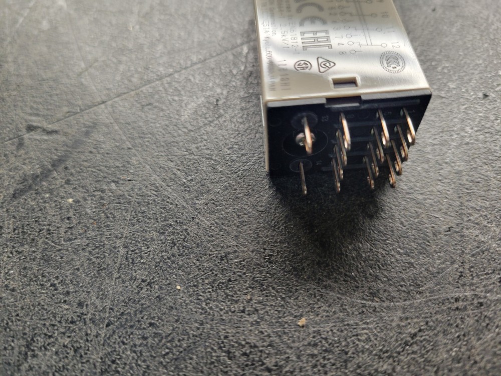 Omron H3YN-4 Timer.