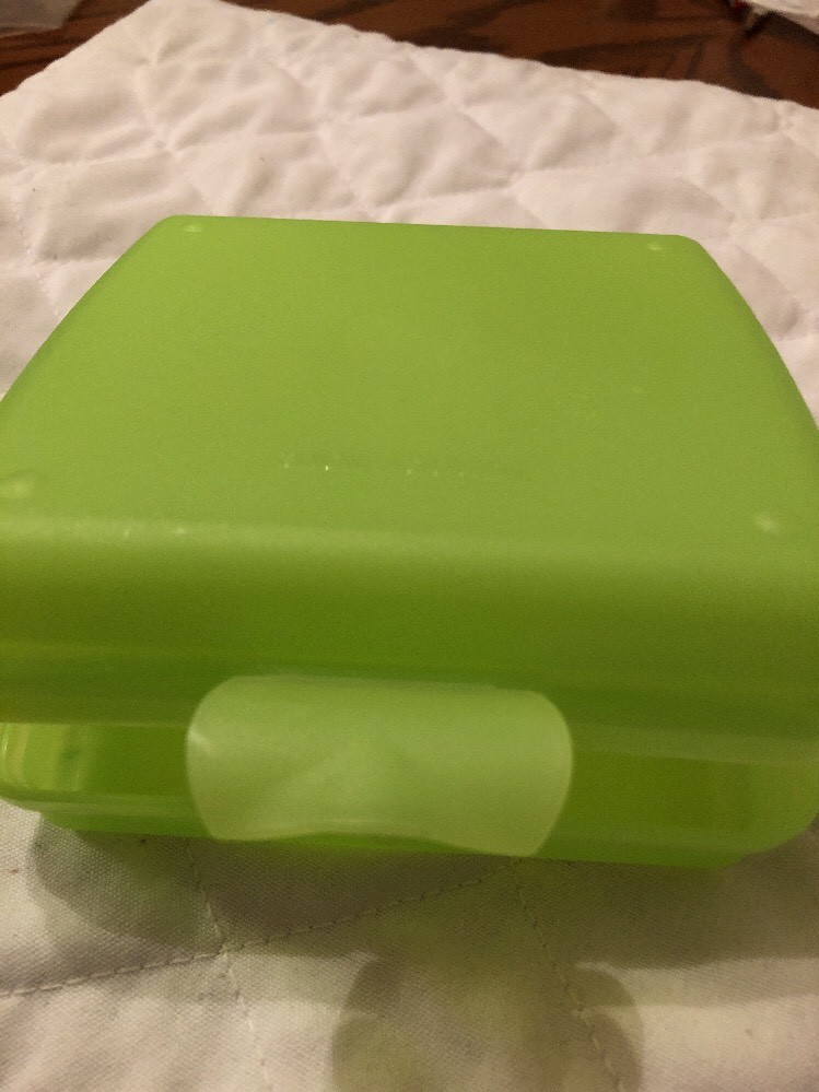 Tupperware Neon Green Sandwich Keeper Box #3752