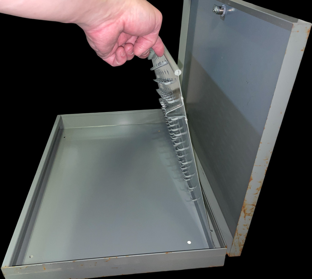 Lund Key Cabinet For 130 Keys Unused