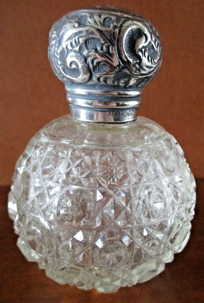 ANTIQUE VICTORIAN STERLING SILVER GLASS GLOBE PERFUME BOTTLE ENGLAND