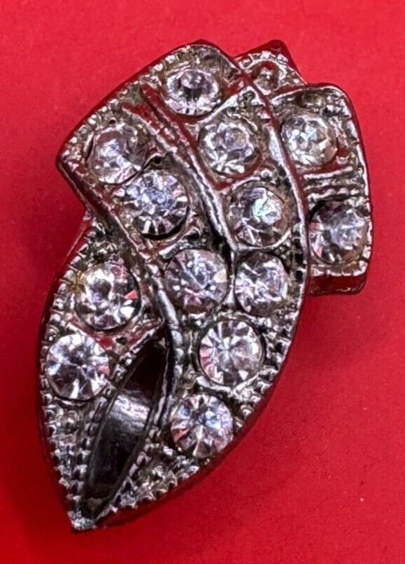 Vintage Rhinestone Clip On Earrings