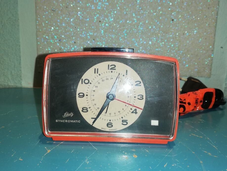 Space age electric table clock Schatz, Germany, 1970s
