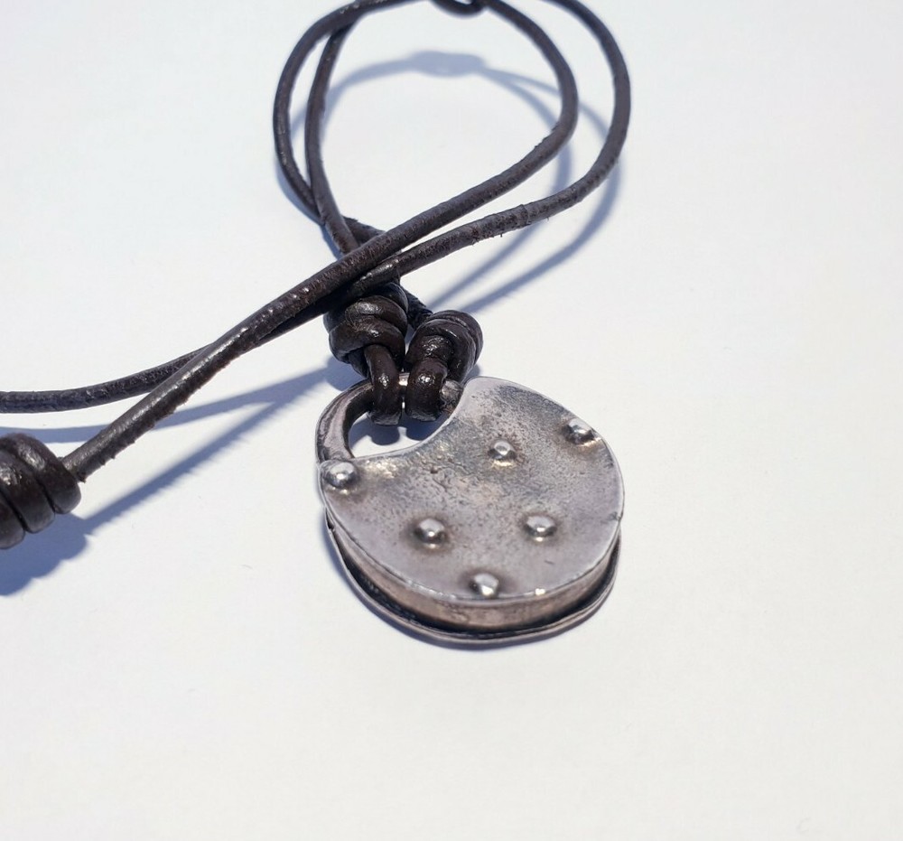 Vintage Solid Silver Italian made Pendant UNOde50