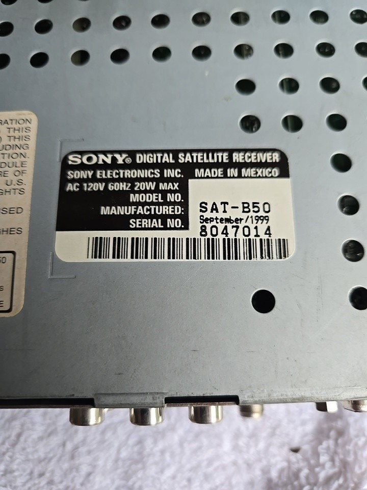 Sony DirectTV Digital Satellite Receiver SAT-B50 UNTESTED Unit