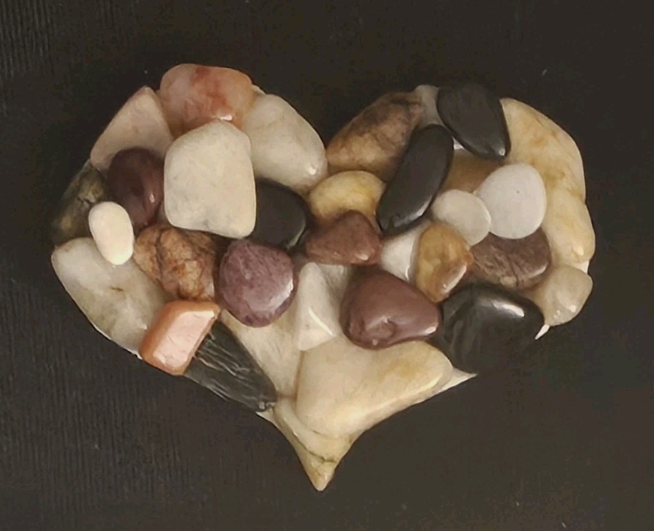 Wall Art Stone Heart Wall Decor