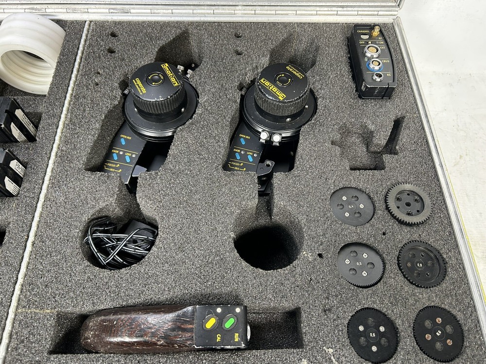 Cmotion wireless follow focus system