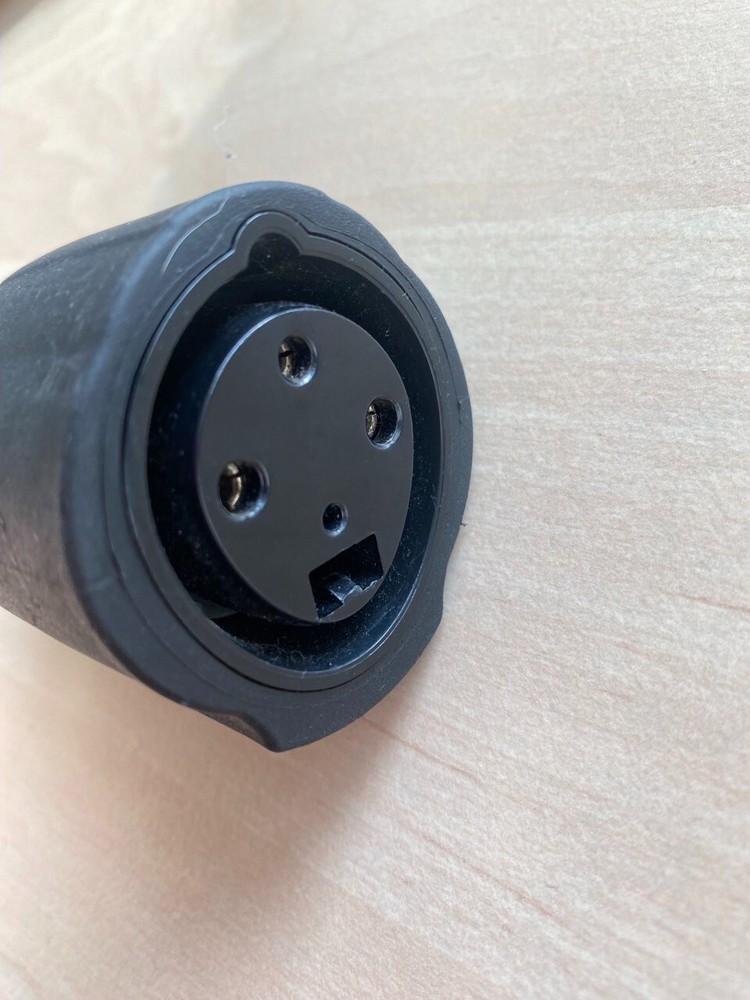 Tesla Gen1 NEMA 5-15 - Mobile Connector