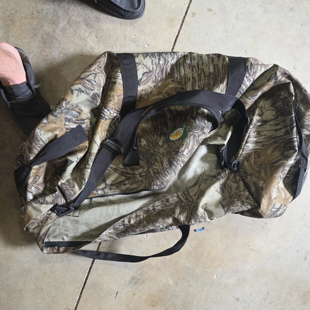 Cabela's Cordura Plus Handled Real Tree Camo Bag Large