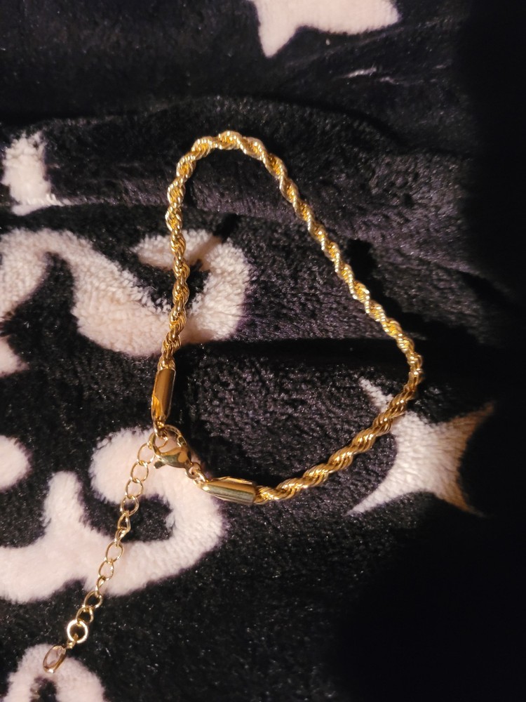 HAUNTED Djinn, Norse servant, powers, specific, specialties