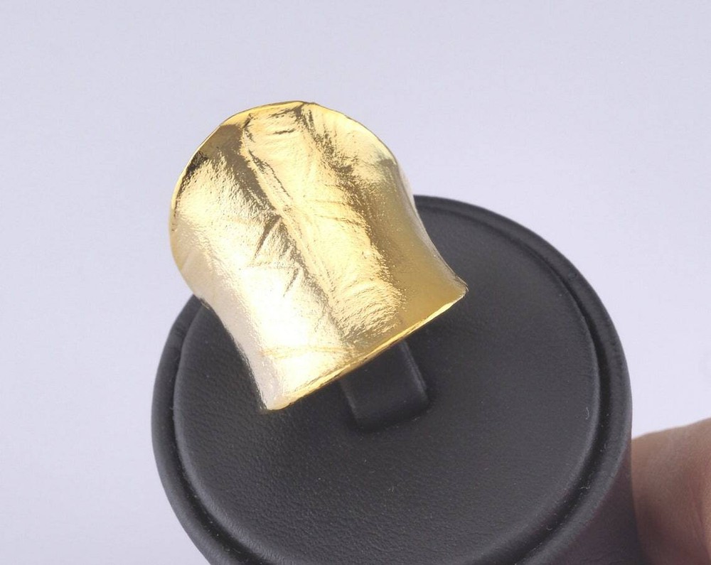 Adjustable Shiny Gold Plated brass (18mm 8US inner size) 2990