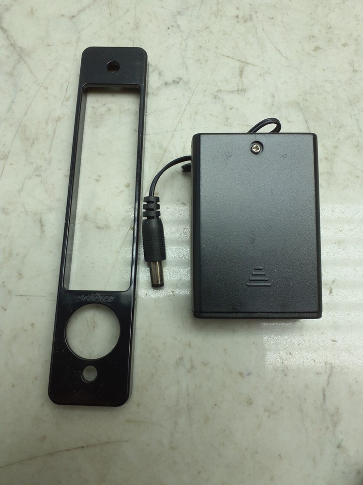 Southco Electronic Locking System Electronic Access Vertical Pad SC-1R-100D-10