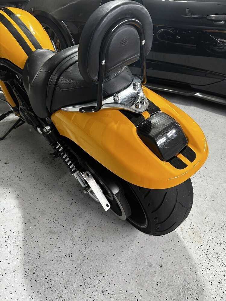 Flat License Plate Relocation Bracket for HARLEY-DAVIDSON NIGHT ROD 2006-2017