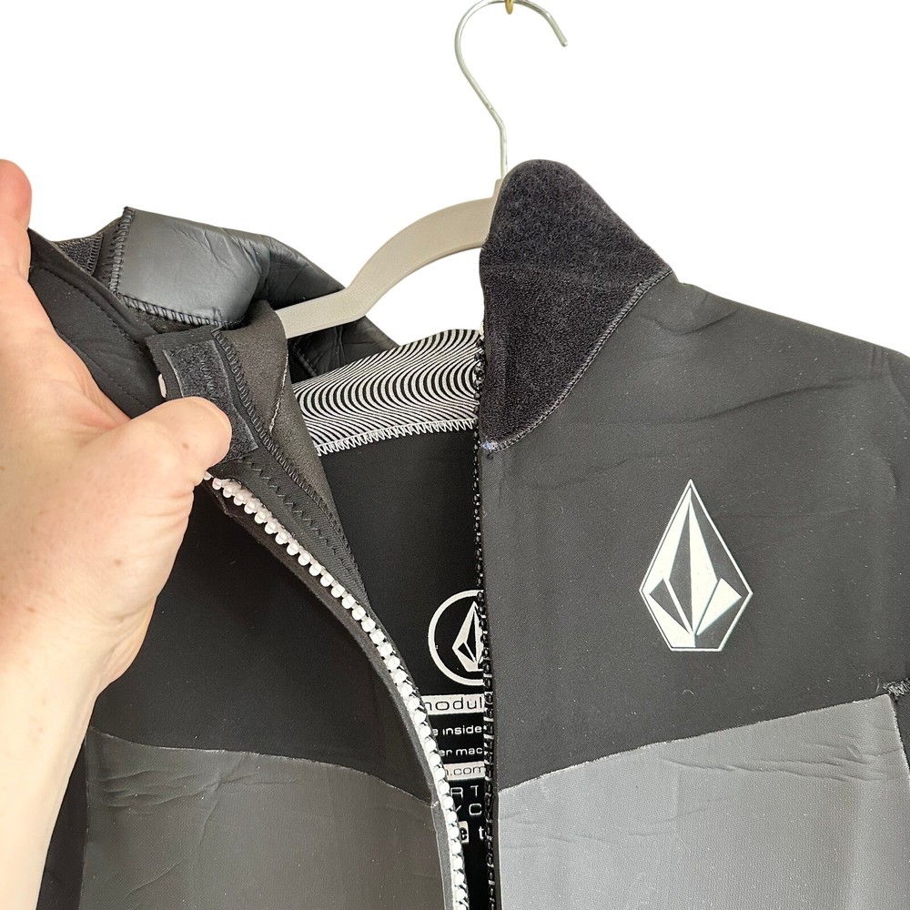 Volcom 4/3mm Modulator Black Back Zip Fullsuit Wetsuit Mens Medium Short NWT