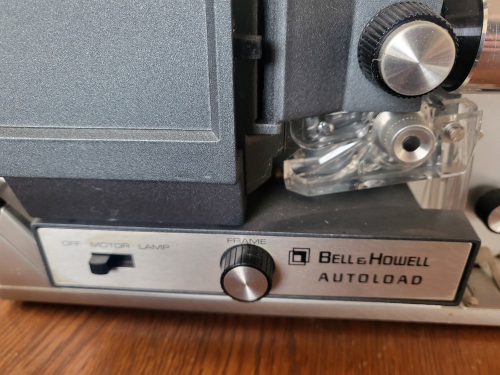 💎 UNTESTED BELL & HOWELL 357B SUPER 8MM AUTOLOAD PROJECTOR 💎