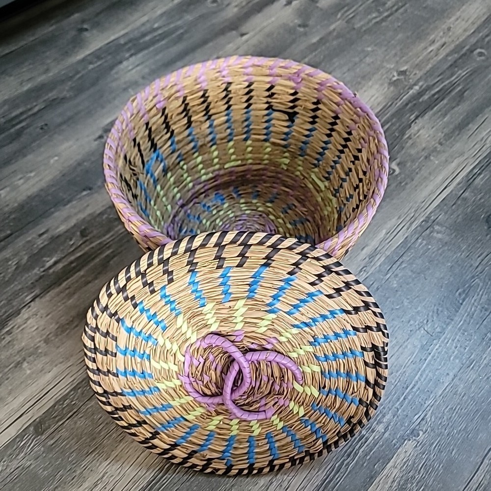 Colorful Straw Nesting Baskets (3)