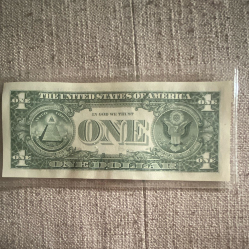 Signed Reggie bush dollar bill