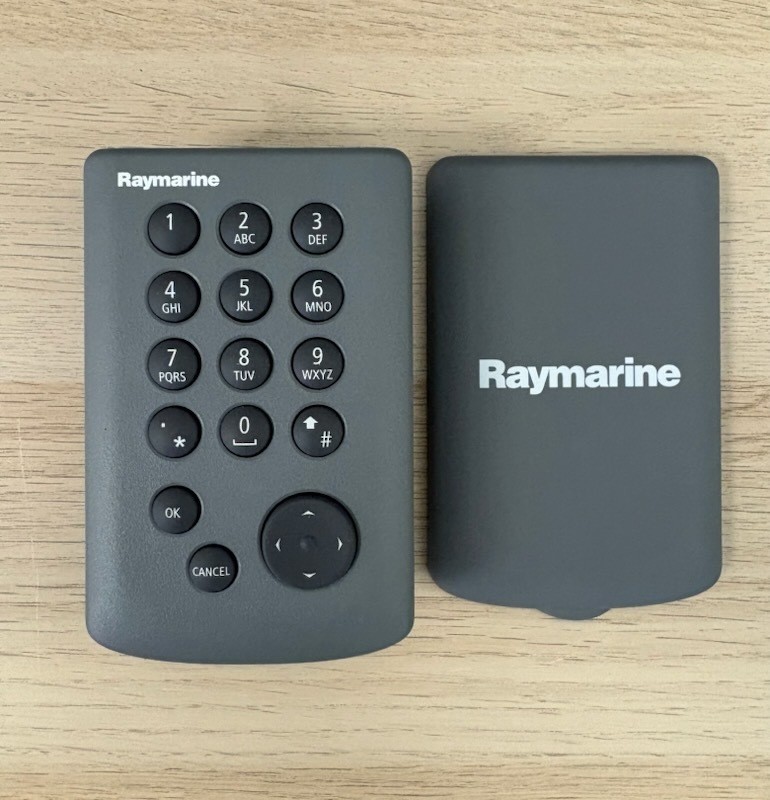 Raymarine Alphanumeric keypad E05008