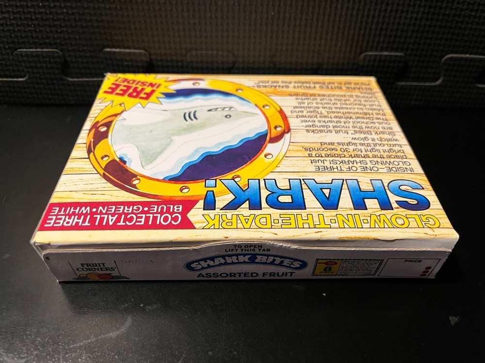 1990 Shark Bites Fruit Snacks (glow in the da) - Replacement novelty display box