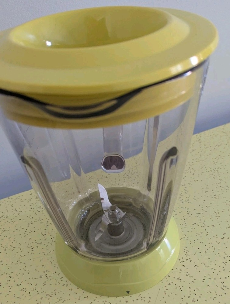 Margaritaville Frozen Concoction Maker Replacement Container 36oz Pitcher