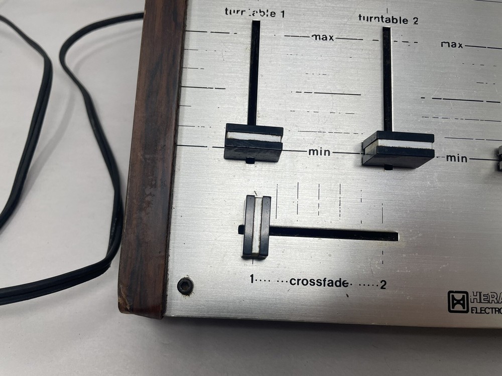Herald Electronics Stereo Disco Mixer RA-88A - Powers on - Untested - For Parts