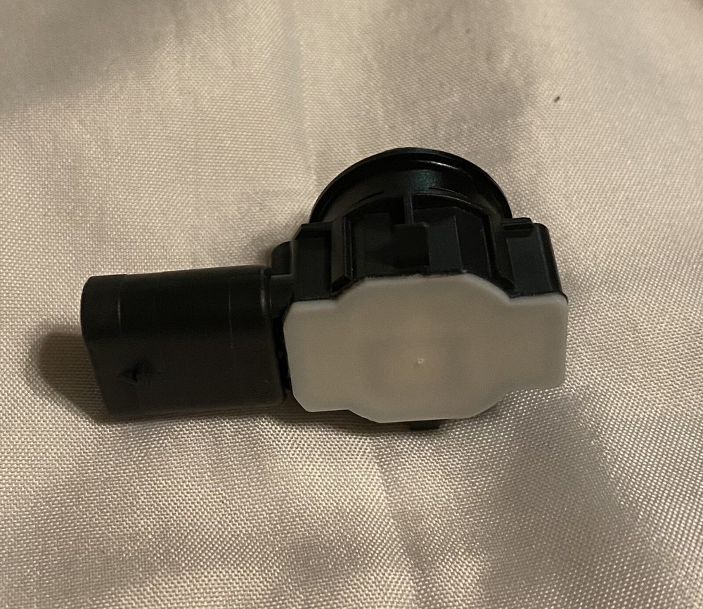 Parking sensor rear For TESLA Model 3 S 17- 104847400A