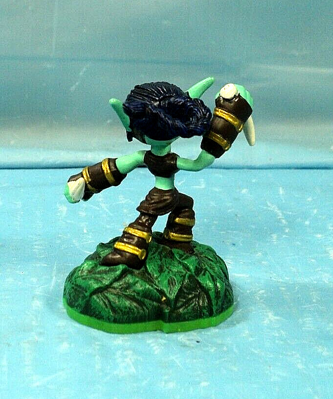Skylanders Activision 2011 Stealth Elf Figure.
